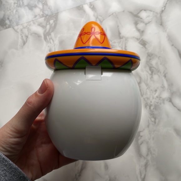 Donald Duck Souvenir Candy Case Saludos Amigos Tokyo Disney Sea - USED - Picture 5 of 9